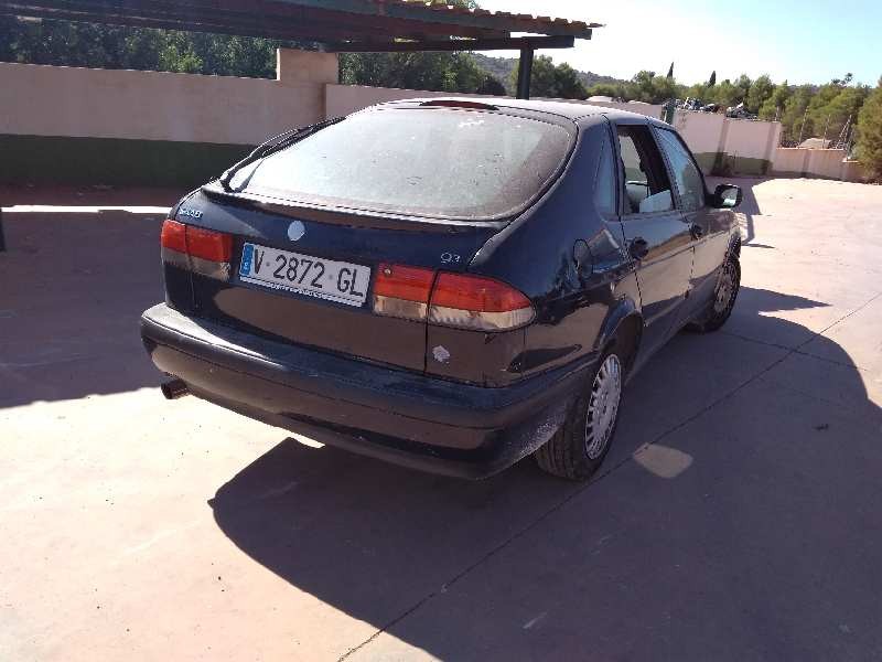 saab 9-3 berlina del año 1999