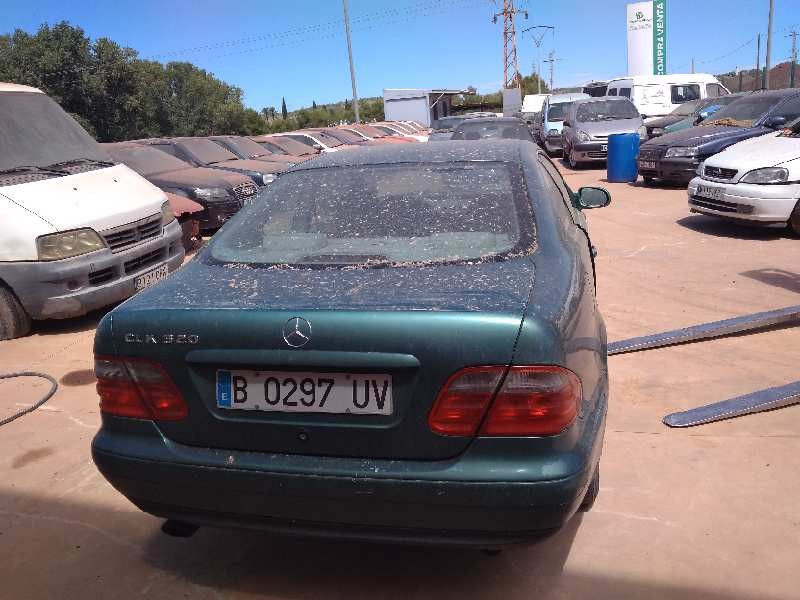 mercedes-benz clase clk (w208) coupe del año 1998