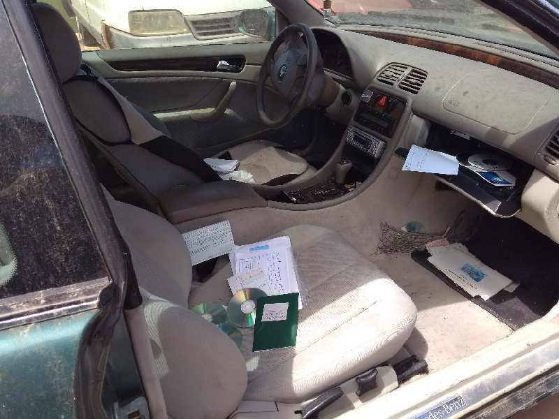 mercedes-benz clase clk (w208) coupe del año 1998