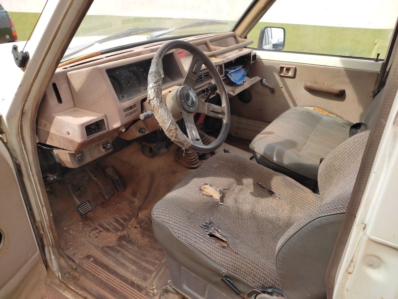 nissan patrol (k/w260) del año 1987