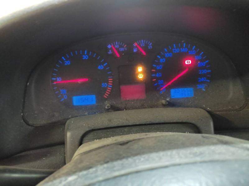 volkswagen passat berlina (3b2) del año 1996