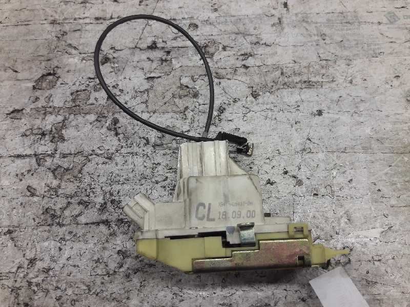 Recambio de cerradura puerta trasera izquierda para ford focus berlina (cak) ambiente referencia OEM IAM XS41A26413BH  