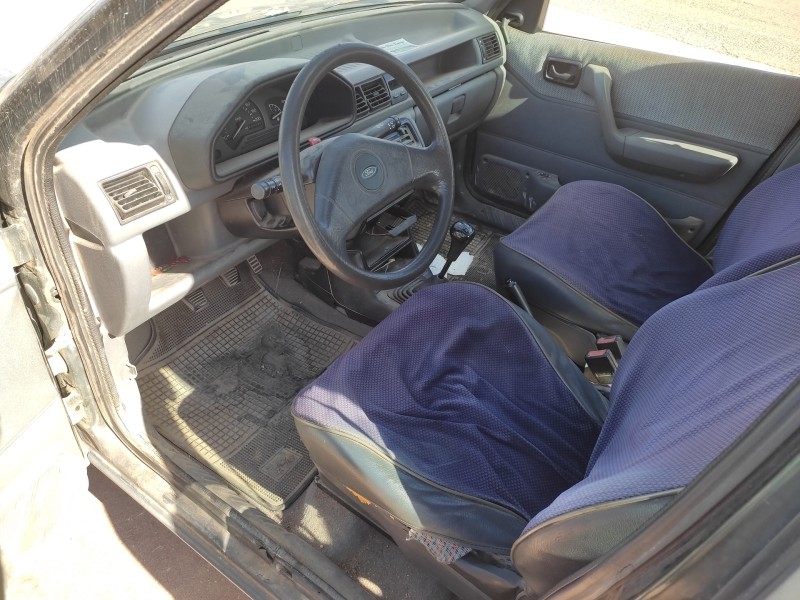 ford fiesta berl./courier del año 1992