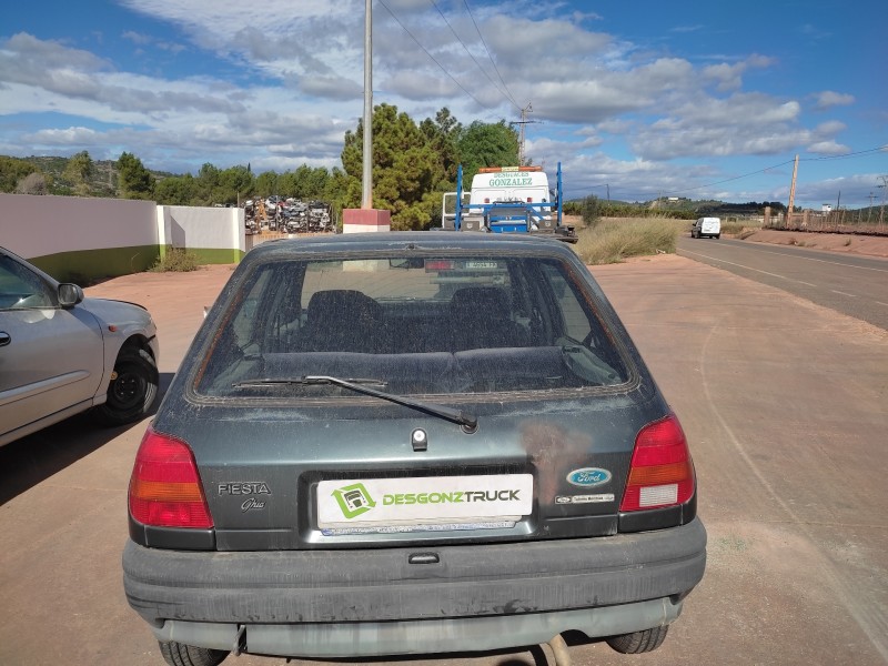 ford fiesta berl./courier del año 1992