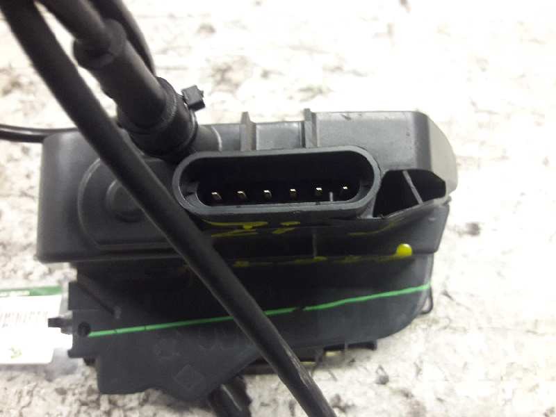 Recambio de cerradura puerta trasera izquierda para renault megane ii berlina 5p authentique referencia OEM IAM 028430  