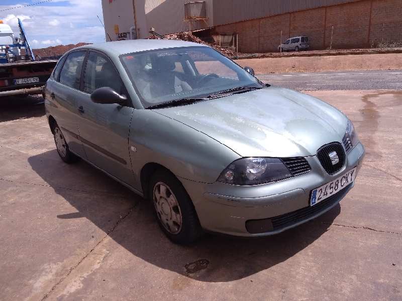 seat ibiza (6l1) del año 2003