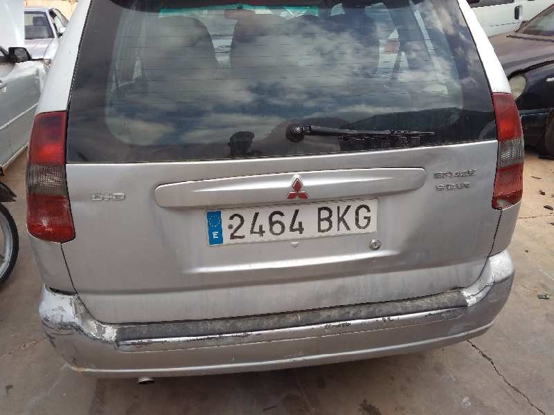 mitsubishi space star (dg0) del año 2001