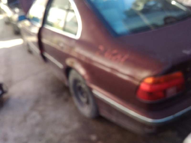 bmw serie 5 berlina (e39) del año 2000