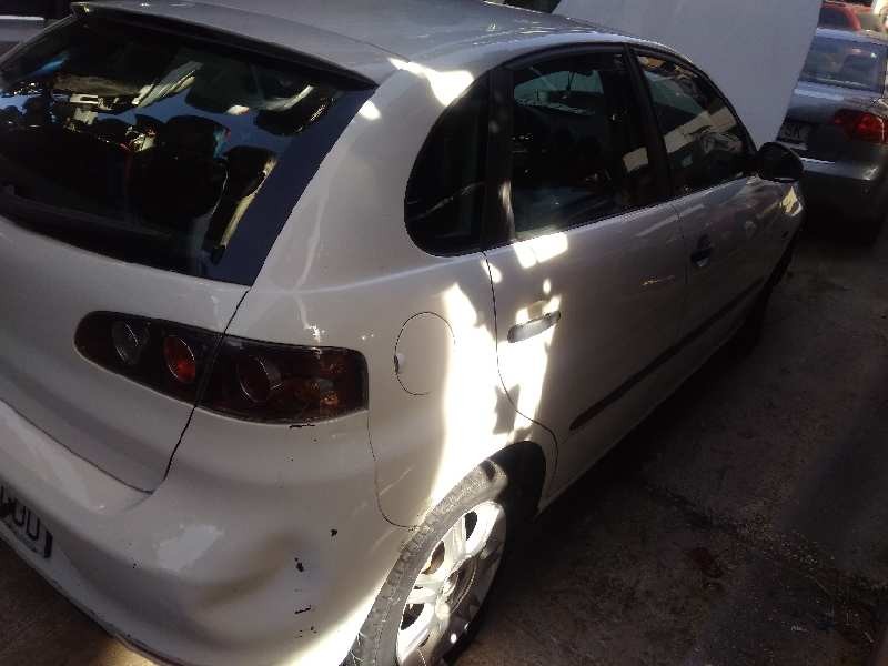 seat ibiza (6l1) del año 2008