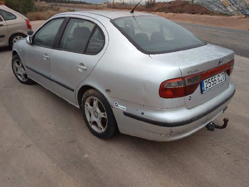 seat toledo (1m2) del año 2003