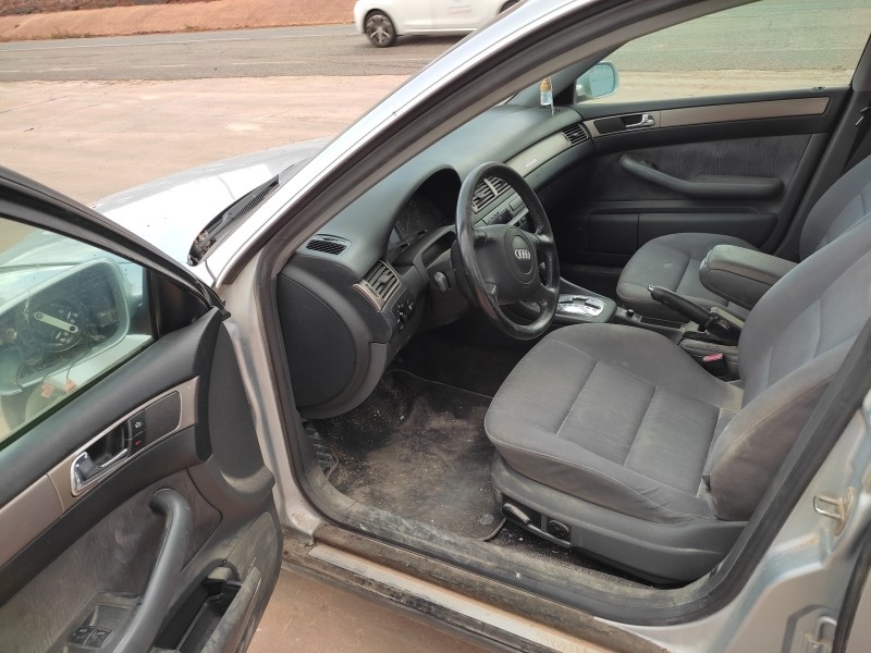 audi a6 berlina (4b2) del año 1998