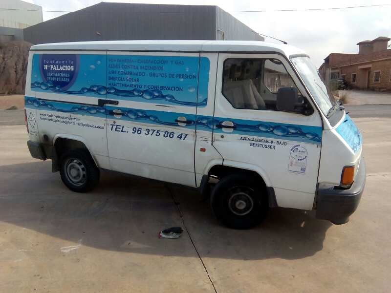 nissan trade del año 2001