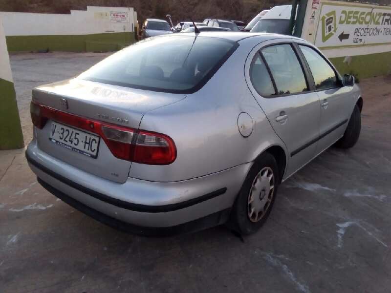 seat toledo (1m2) del año 2000