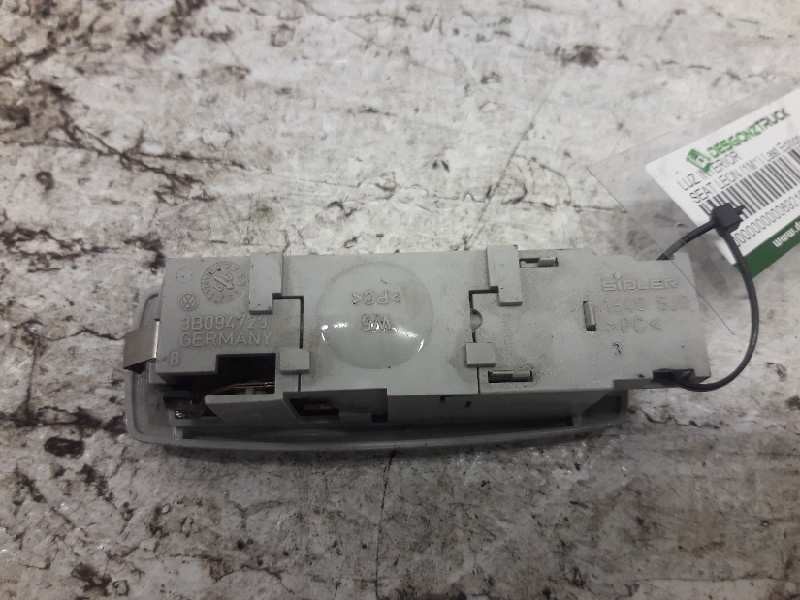 Recambio de luz interior para seat leon (1m1) last edition referencia OEM IAM 3B0947391  