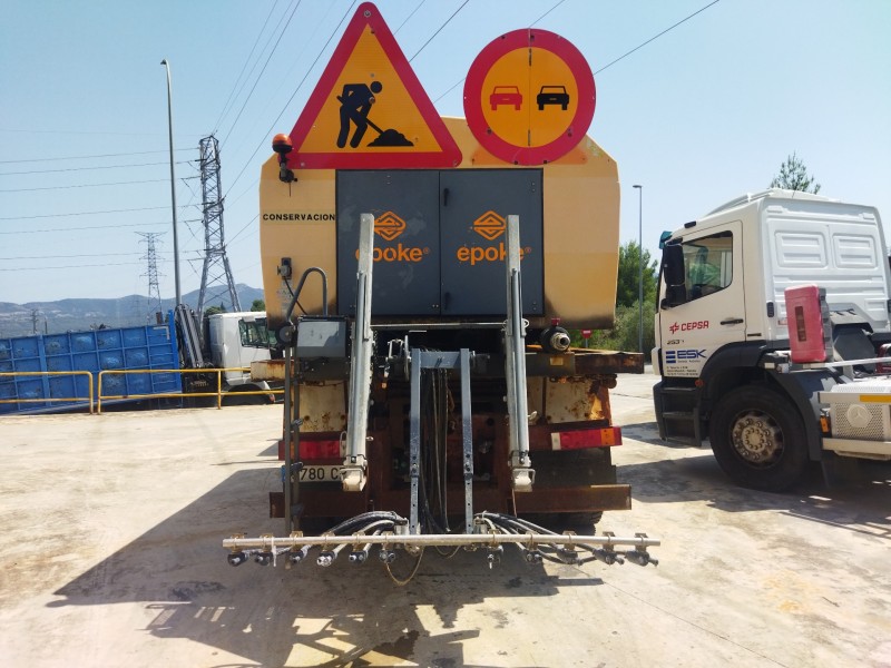 iveco eurotrakker (mp) del año 2003