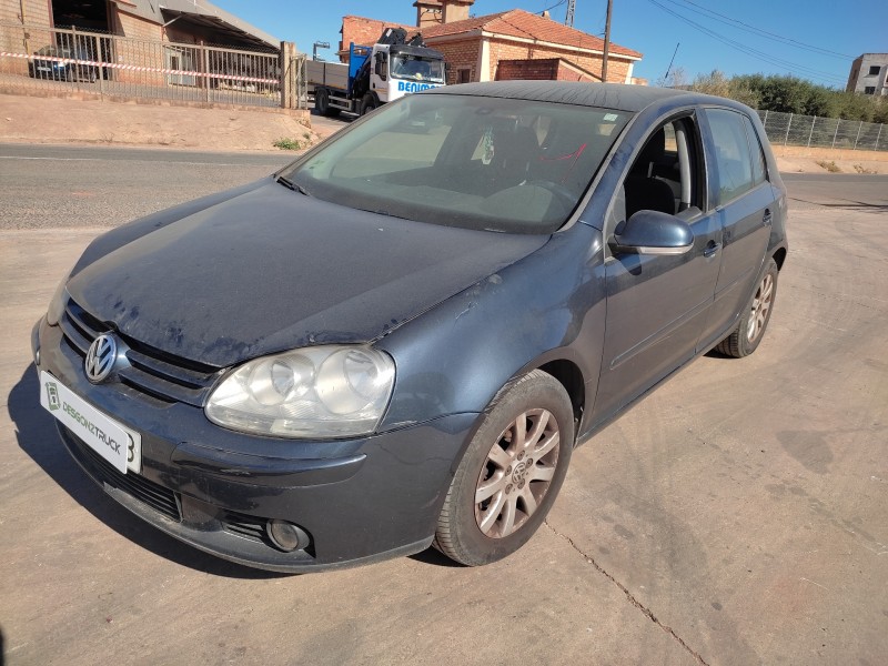 volkswagen golf v berlina (1k1) del año 2006