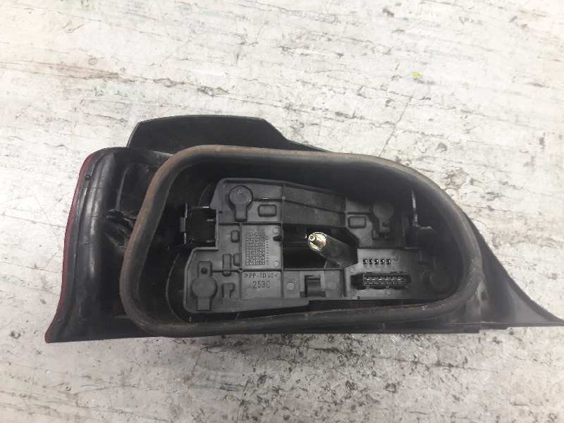 Recambio de piloto trasero derecho para citroen saxo 1.0 x referencia OEM IAM   