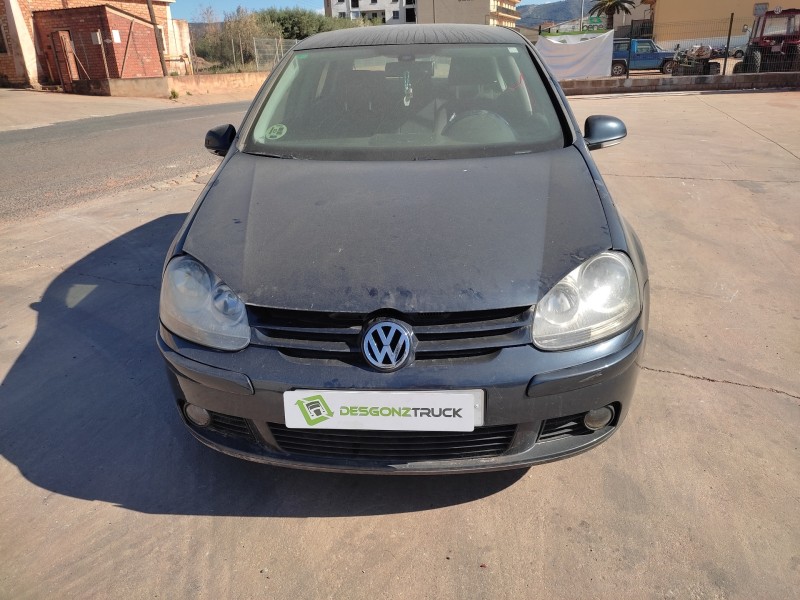volkswagen golf v berlina (1k1) del año 2006