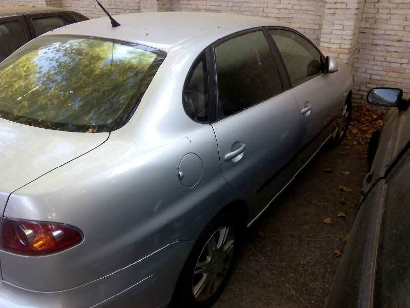 seat cordoba berlina (6l2) del año 2004