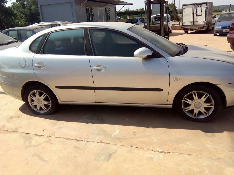 seat cordoba berlina (6l2) del año 2004