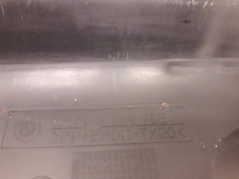 Recambio de estribo derecho para bmw serie 3 berlina (e46) 320i referencia OEM IAM 51718209756  