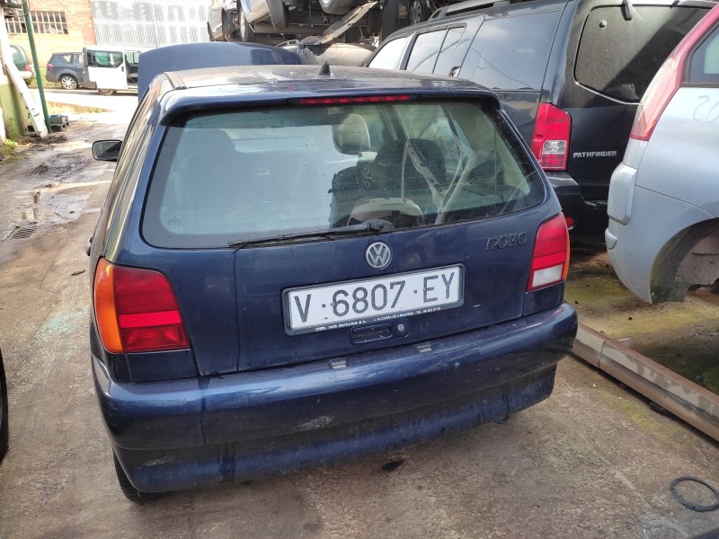 volkswagen polo berlina (6n1) del año 1995