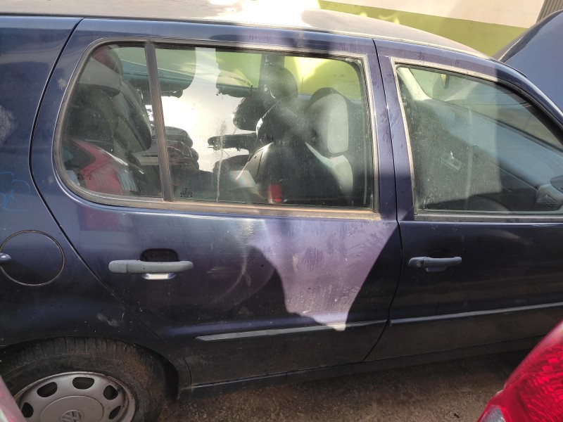 volkswagen polo berlina (6n1) del año 1995