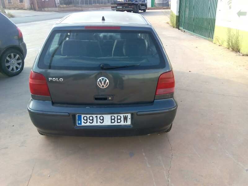 volkswagen polo berlina (6n2) del año 2000