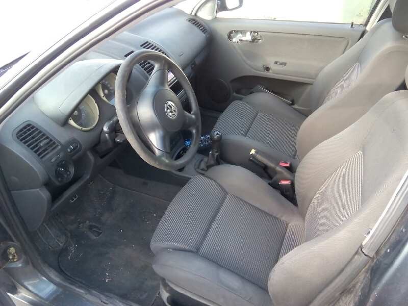 volkswagen polo berlina (6n2) del año 2000