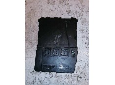 Recambio de caja reles / fusibles para renault scenic ii confort authentique referencia OEM IAM 8200306434 S118400220C  2