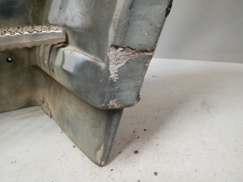 Recambio de paso rueda izquierdo para iveco eurocargo 05.03  5.9 diesel referencia OEM IAM   