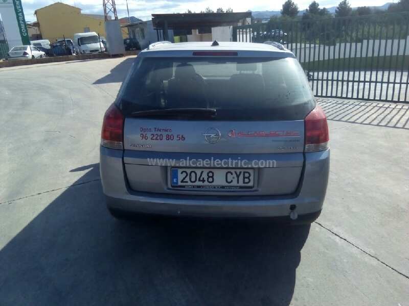 opel signum del año 2004