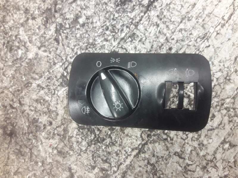 Recambio de mando luces para seat ibiza (6k1) sport referencia OEM IAM 6K1941531AL 04052146 17 PINS