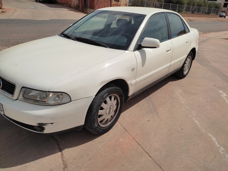 audi a4 berlina (b5) del año 1999