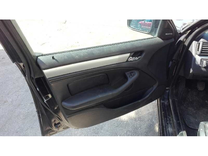 bmw serie 3 berlina (e46) del año 2001