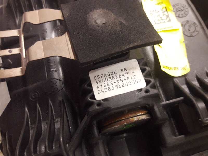 Recambio de airbag delantero izquierdo para renault megane ii classic berlina confort authentique referencia OEM IAM 8200381849 