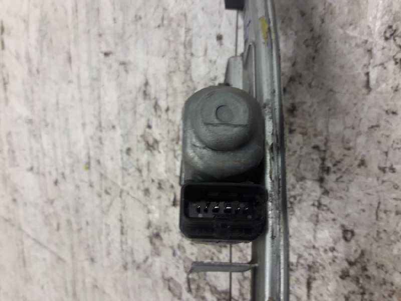 Recambio de elevalunas trasero derecho para renault megane ii classic berlina confort authentique referencia OEM IAM 19001178  
