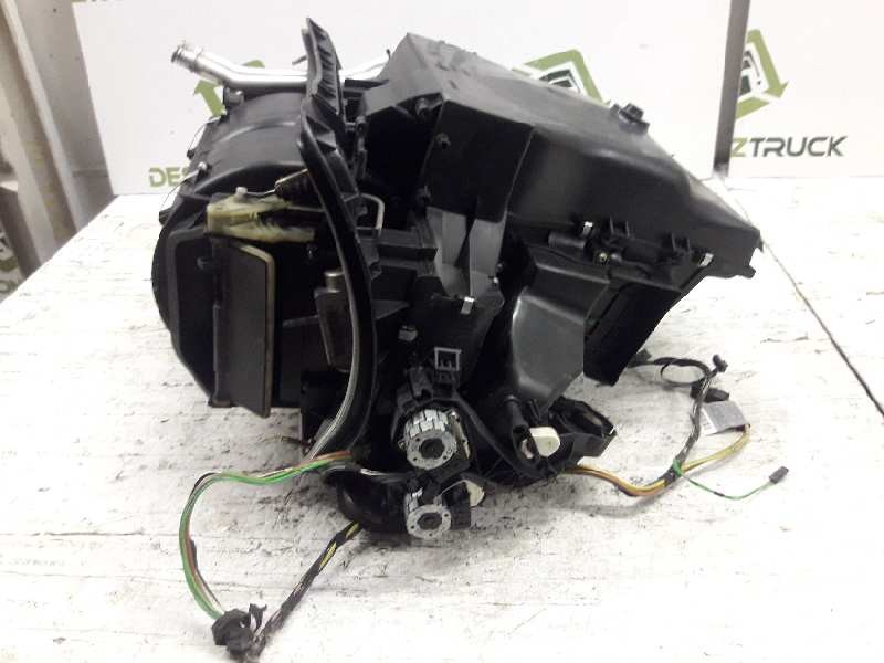 Recambio de evaporador aire acondicionado para bmw serie 3 berlina (e46) 320i referencia OEM IAM 64118384098  