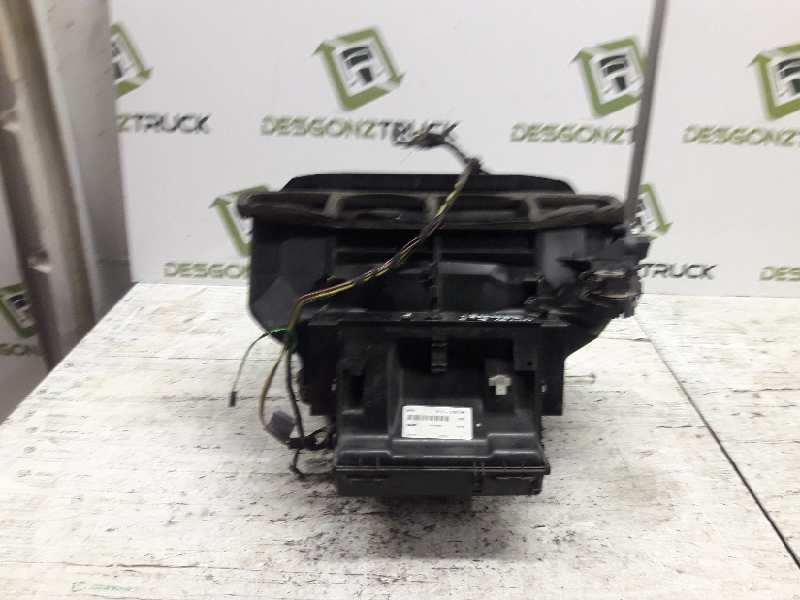 Recambio de evaporador aire acondicionado para bmw serie 3 berlina (e46) 320i referencia OEM IAM 64118384098  