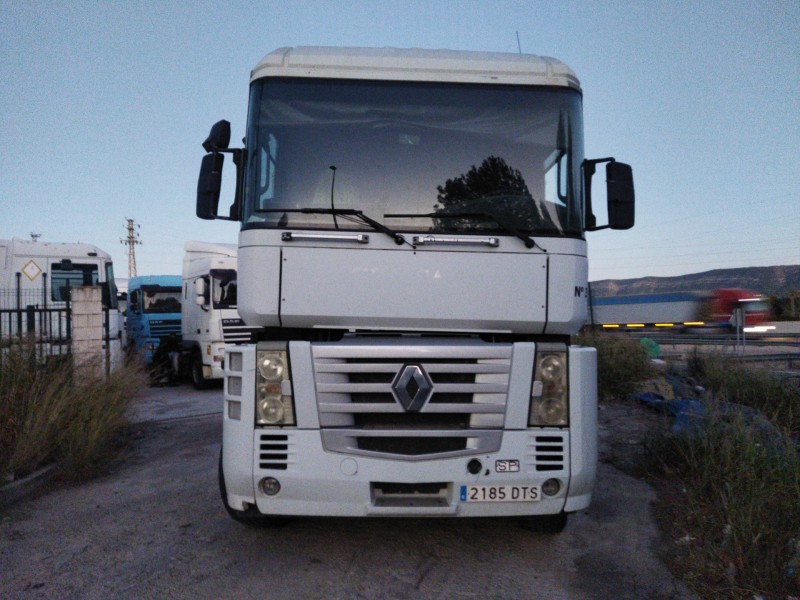 renault magnum 4xx.18/4xx.26 02  del año 2005