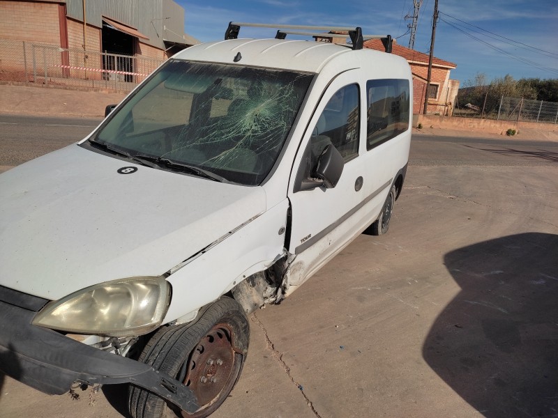 opel combo (corsa c) del año 2003
