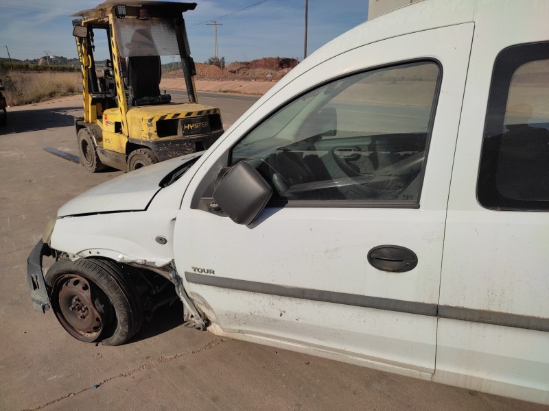 opel combo (corsa c) del año 2003