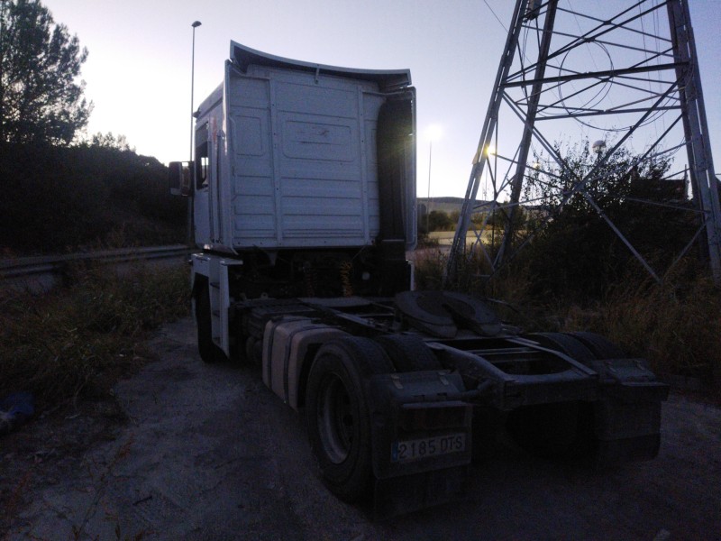 renault magnum 4xx.18/4xx.26 02  del año 2005