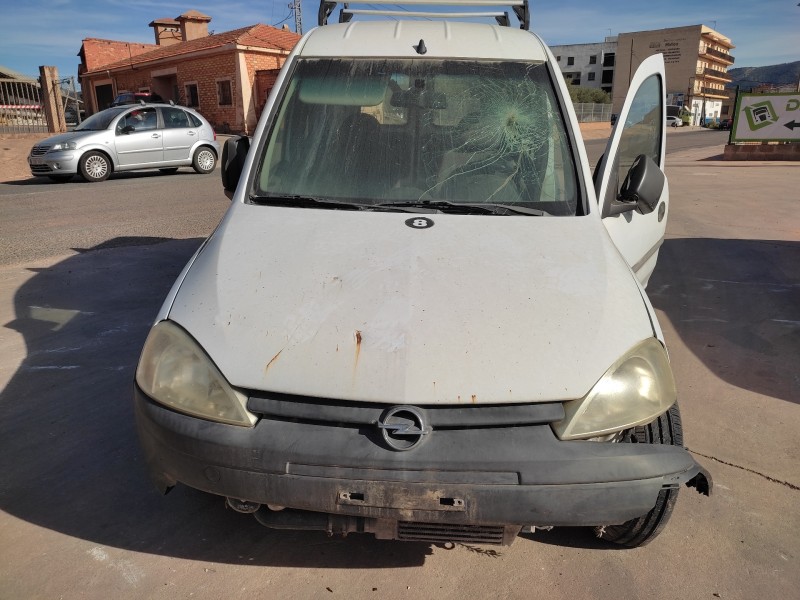 opel combo (corsa c) del año 2003