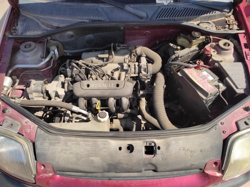 renault clio ii fase i (b/cbo) del año 2000