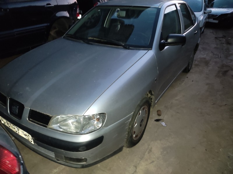 seat cordoba berlina (6k2) del año 2000