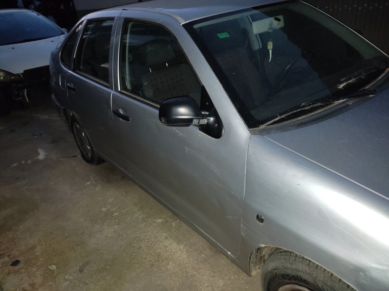 seat cordoba berlina (6k2) del año 2000