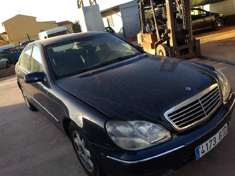 mercedes-benz clase s (w220) berlina del año 2002
