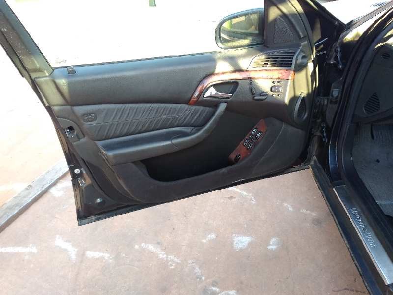 mercedes-benz clase s (w220) berlina del año 2002