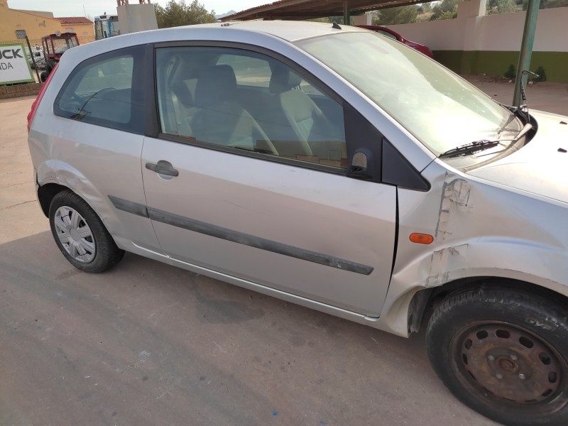 ford fiesta (cbk) del año 2005